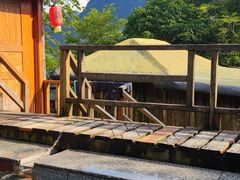 -天门沟九州驿站树上汤泉