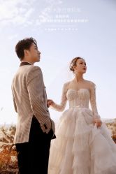 -苏菲亚婚纱摄影