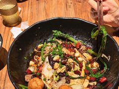 -万记麻辣烫国展总店