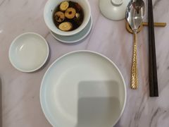 餐具摆设-喜鼎海胆水饺(平安金融中心店)