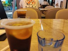 -必胜客(WOW中心城店)