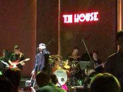 -TZ House音乐现场(来福士中心店)