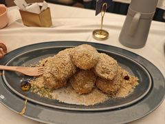 -品海楼·大连海胆锅贴馆(东港店)