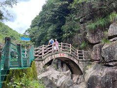 -鄣山大峡谷