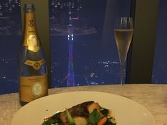 路易王妃水晶香槟2009年-广州四季酒店·佰鲜汇·现代法餐