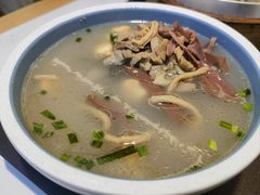 -老新隆牛肉锅贴(新街口店)