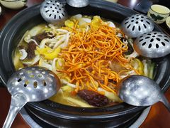 -菌之家·专业纯野生菌火锅·特色炒菌