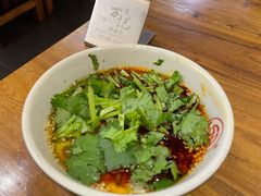 麻酱小料-万记麻辣烫国展总店