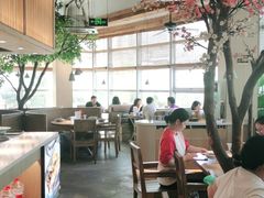 大堂-蜜桃餐厅·伴山(湖滨商业街店)