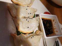 鲜肉锅贴-蒲石小点(愚园路店)