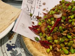 -百味地锅鸡(二店·财校分店)