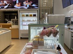 面包甜点陈列柜-好利来(欧尚广场店)