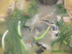 -姚记抚仙湖野生菌石锅鱼庄