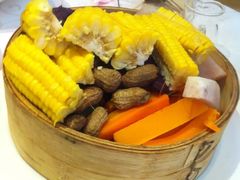 -皇冠明珠鱼翅楼(水上公园店)