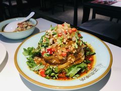 -江边城外烤全鱼(世茂广场店)