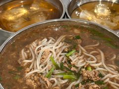 -正宗杨记普洱酸醋米线(总店)