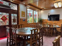 -芦茨金富饭庄·25年老字号·专做稻草鸡