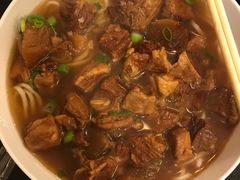 红烧牛腩面-一定好水饺店