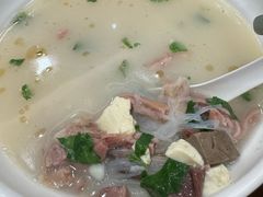 -高玛纳驴肉火烧(一世界店)