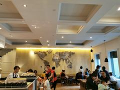 大堂-星巴克臻选(广州沙面店)