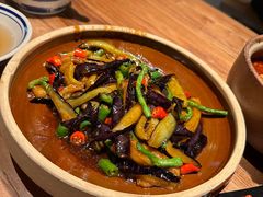 茄子烧豆角-泥糊破店小酒馆·团建聚餐(南京西路店)
