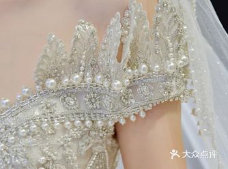 花朵钉珠 藤蔓刺绣 精致满屏 贵族与仙气的完美搭配