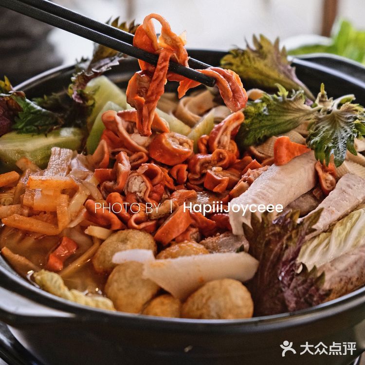 清远美食 | 超大份量的肥肠螺蛳煲来啦