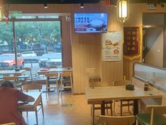 -护国寺小吃店(红莲南路店)