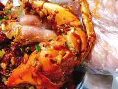 -凤凰路何眼镜香辣蟹(花果园店)