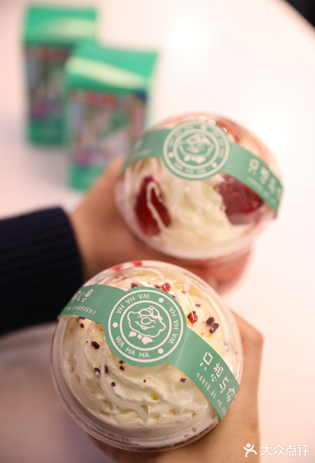 小时候的快乐又回来啦[糖果]来杯娃哈哈奶茶超快乐