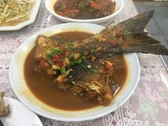 红烧划水-天乐农家鱼头王(天目湖店)