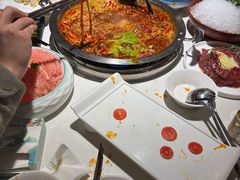 -茅草房·河畔园林火锅