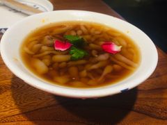 酸辣漏鱼-纳瓦新疆菜(银都店)