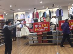 -优衣库(上海虹口龙之梦店)