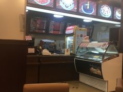 -红宝石·鲜奶小方·海派西点房(南丹店)