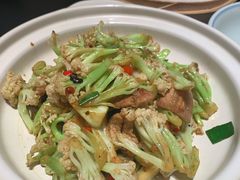 -鸽子侯·家宴·平价海鲜(市图书馆店)