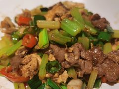 滑蛋小炒牛肉-绿茶餐厅(深圳龙华天虹购物中心店)