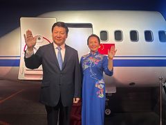 -曼谷杜莎夫人蜡像馆