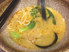 -蒙自源小锅米线(金佰利店)