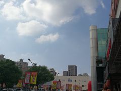 -大润发杨浦店-停车场