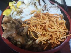 -菌之家·专业纯野生菌火锅·特色炒菌