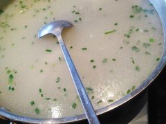 正宗千岛湖直达．一鱼二吃．鲜美-二十八里太湖船菜(吉祥路店)