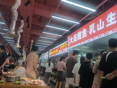 -养牛邓·潮汕牛肉海鲜自助火锅(广州店)