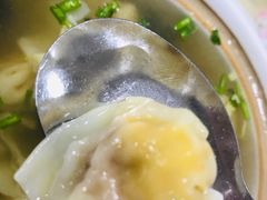 鸭蛋黄馄饨-吉云馄饨(桑梓路店)