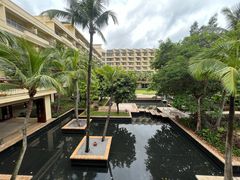 -亚龙湾喜来登·美景台大堂吧