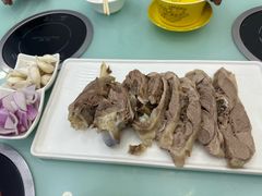 -伊源鼎盛餐饮服务有限公司