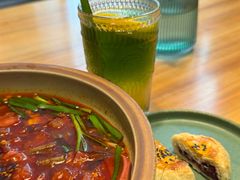 小锅米线-山茶云南菜(永安里店)
