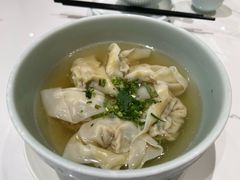 菜肉云吞汤-翡翠拉面小笼包(岭南新天地店)