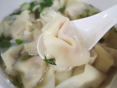 -周震馄饨