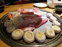 -极简·炭火烤肉主题餐厅·龙虾烧烤·烤羊排(宝龙店)